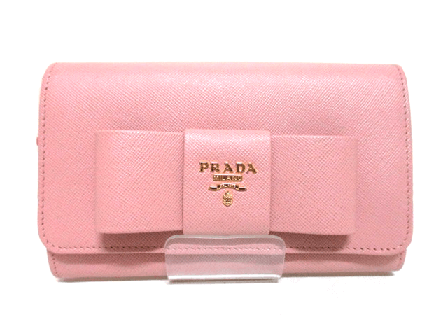 PRADA(プラダ)財布・リボン