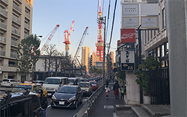道なりに進む