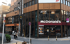 マクドナルドを左へ